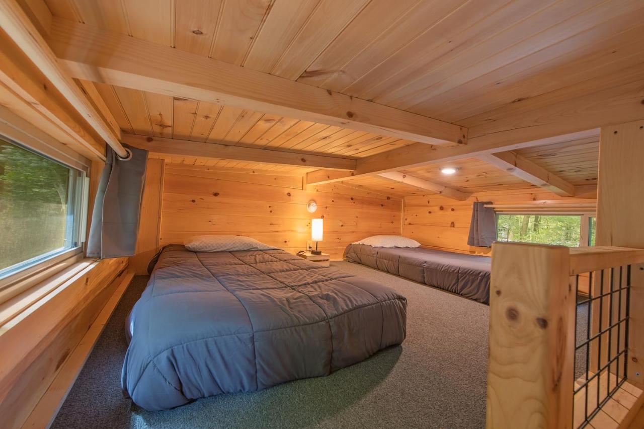 Apollonie Lookout Mountain Hot Tub Holiday home