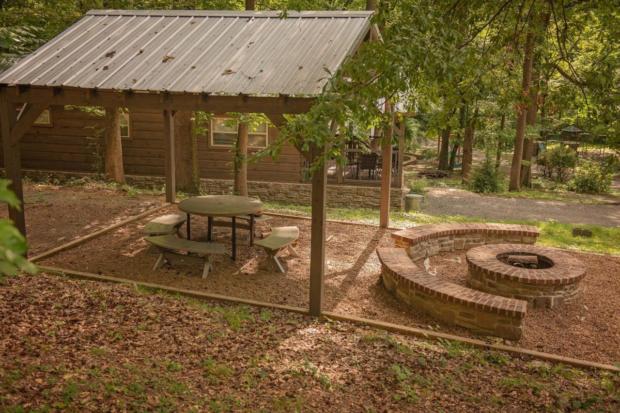 Apollonie Lookout Mountain Hot Tub Chattanooga